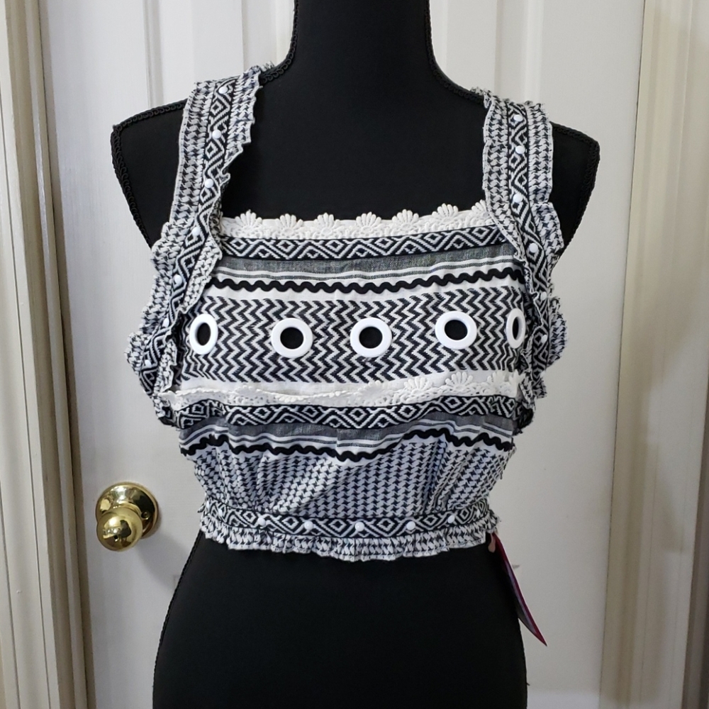 Chelsea & Violet Sleeveless Crop Top